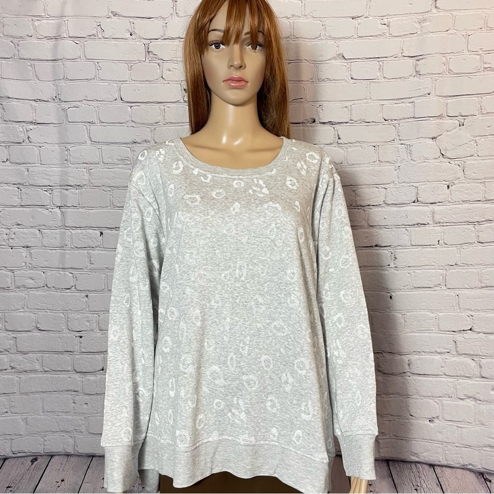 NWT New Jane and Delancey Grey Animal Print Rayon Sweatshirt Size 1X